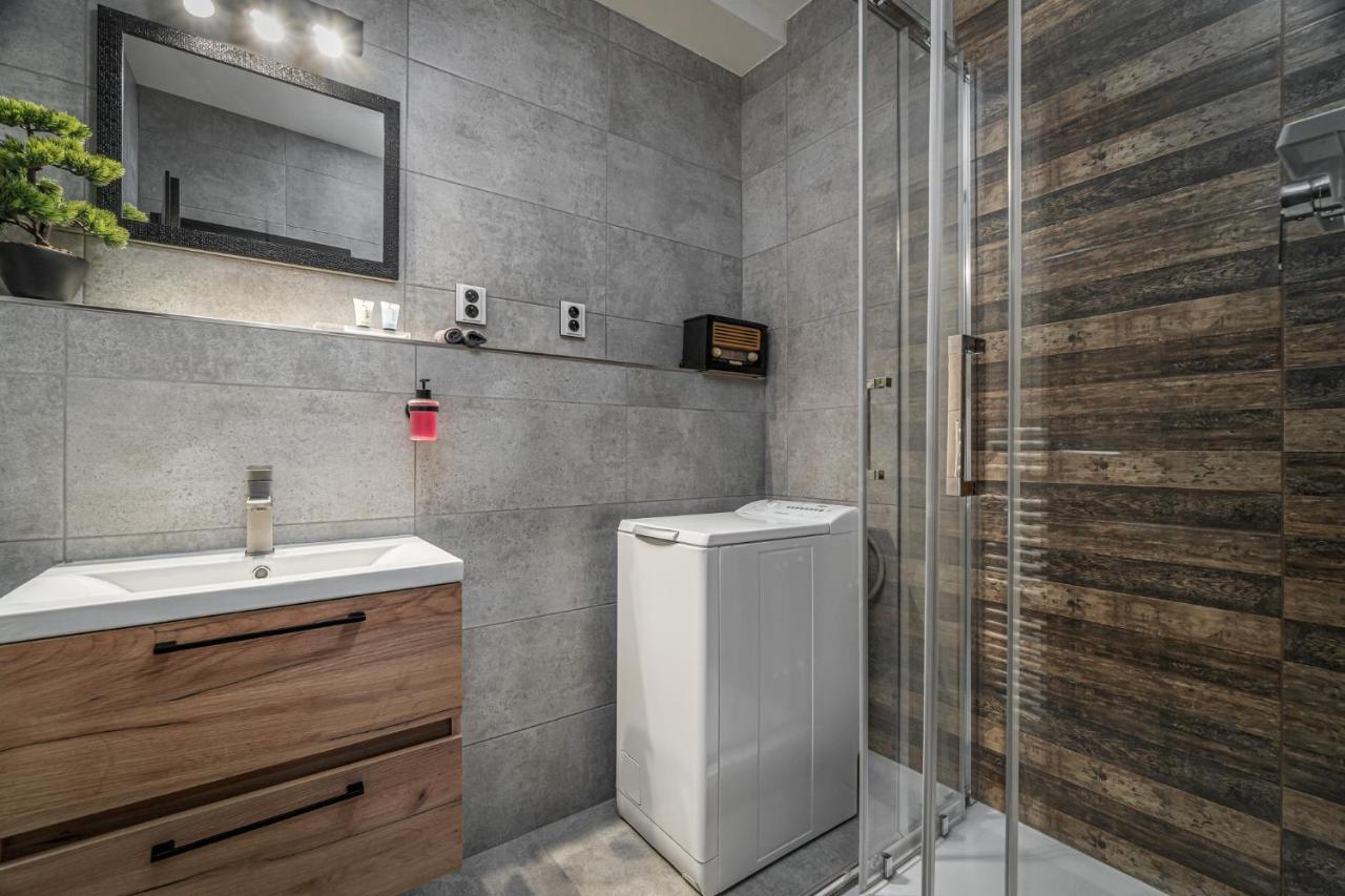 Apartman Pod Gerlachom S Wellness Vysoké Tatry Exteriör bild